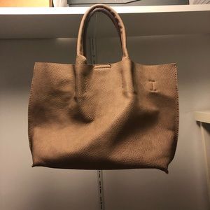 Tan purse!